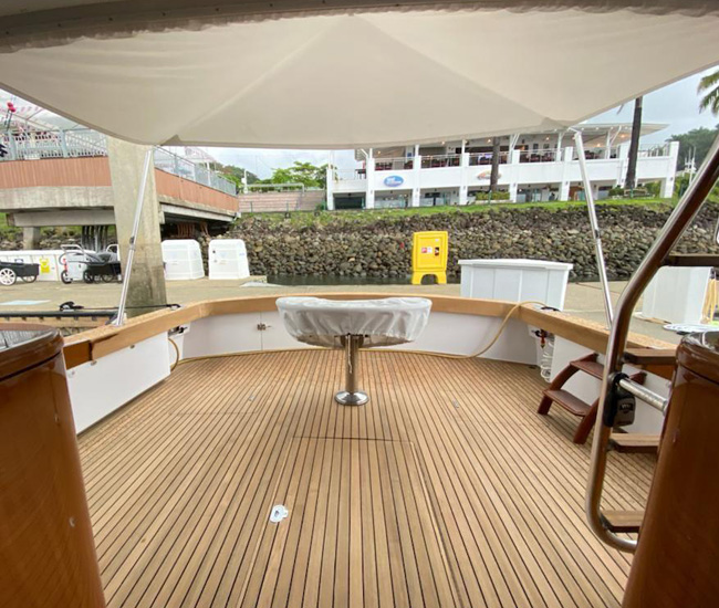 Maverick yacht Papagayo