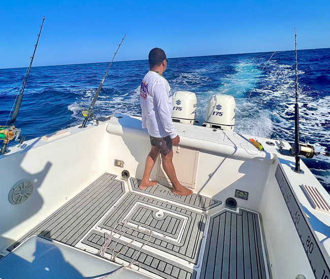 4Mori boat tamarindo