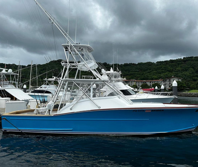 Spider yatch Costa Rica