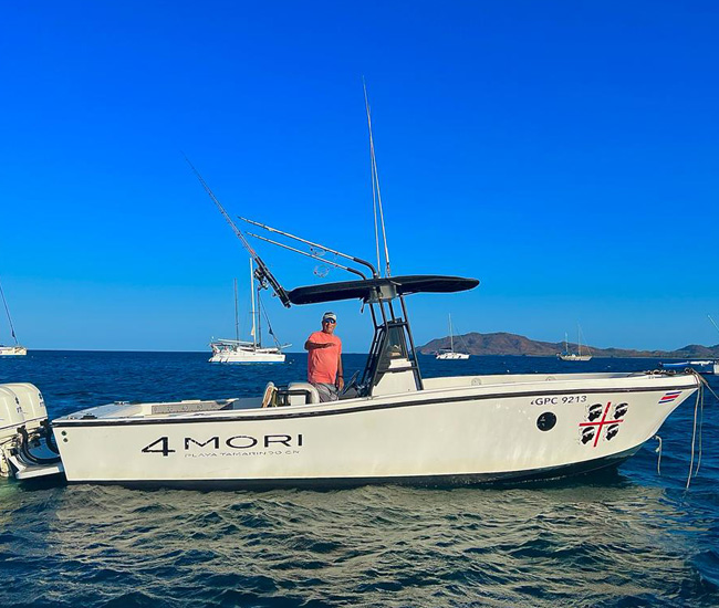 4Mori boat tamarindo