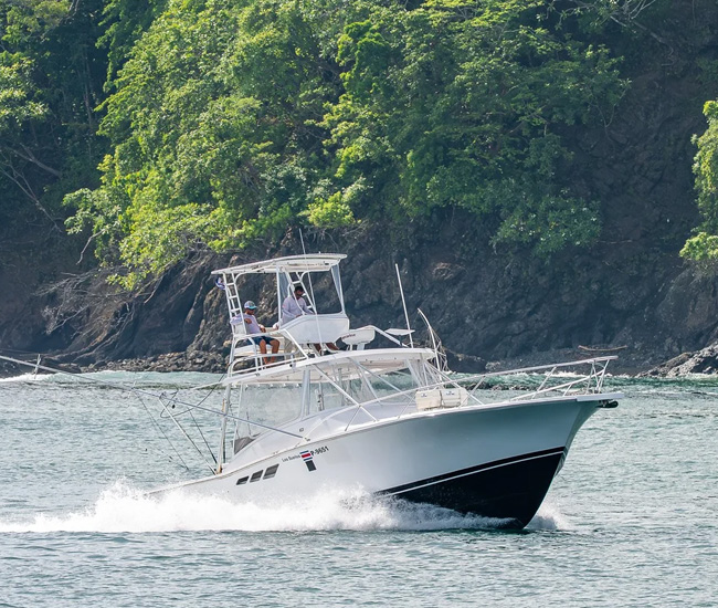 Los Suenos yacht Los Suenos