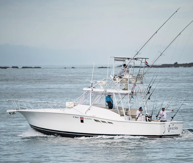 Los Suenos yacht Los Suenos