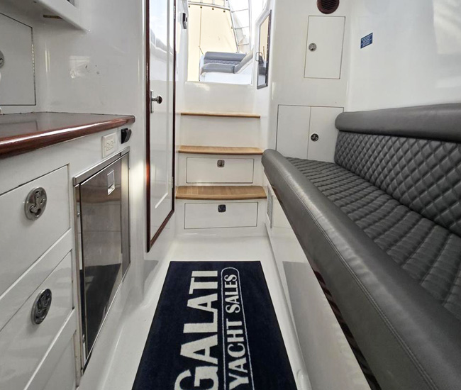 Spider yatch Costa Rica