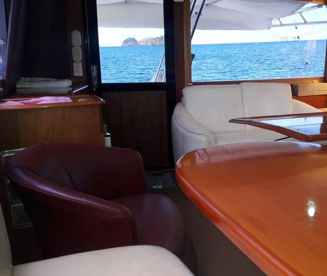 Mamacita boat Papagayo