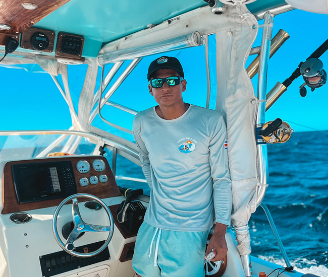 Blue runner boat tamarindo