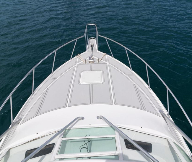 Chasin Fins yatch tamarindo