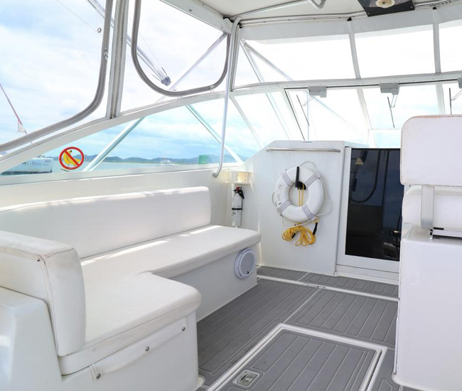 Chasin Fins yatch tamarindo