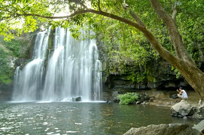 Llanos-de-Cortez-Waterfall-Guanacaste-Costa-Rica.jpg