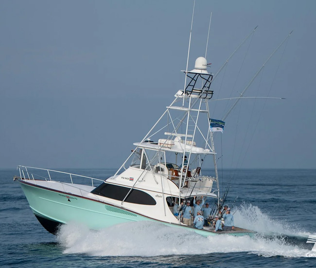 Satis fly yacht Maverick