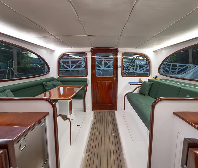 Geaux Fly yacht Maverick