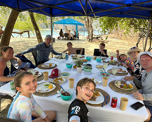 happy-customer fishing & bbq costa rica