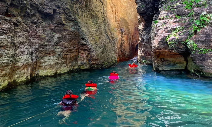 la-leona-2 La Leona Waterfall Costa Rica